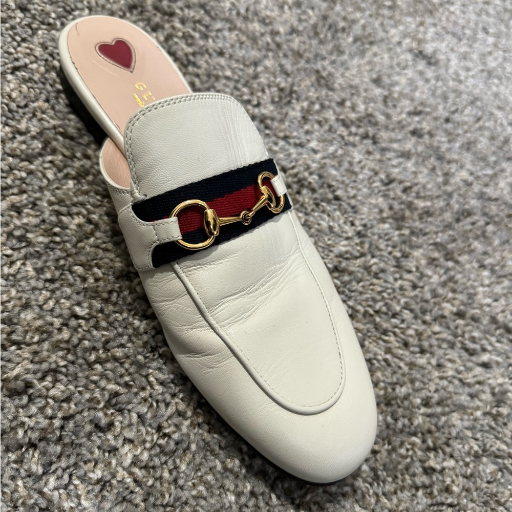 WOMENS GUCCI LOAFERS
